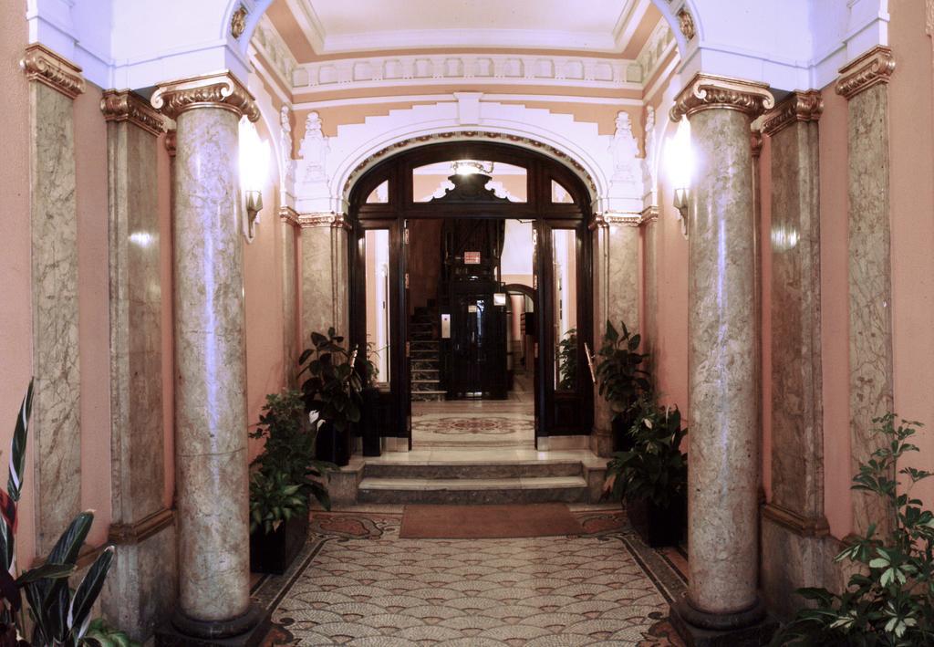 Santillan II Hotel Madrid Exterior photo